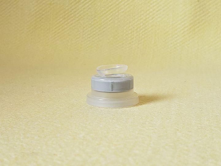 塑料輸液容器用聚丙烯組合蓋(拉環式)